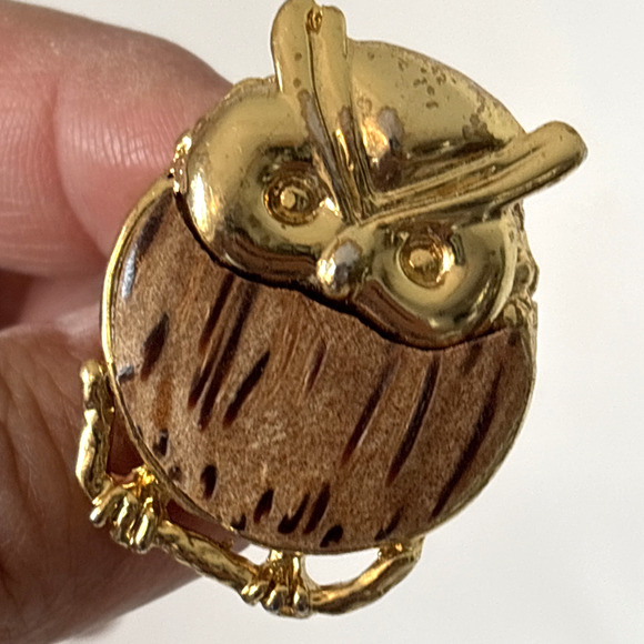 Vintage Owl Brooch Pin Gold Tone MCM Wood Belly Wise - Picture 1 of 10